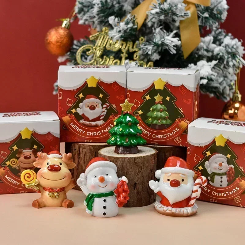 Christmas Resin Animal Figurine Ornament — Cute Holiday Desktop Decor
